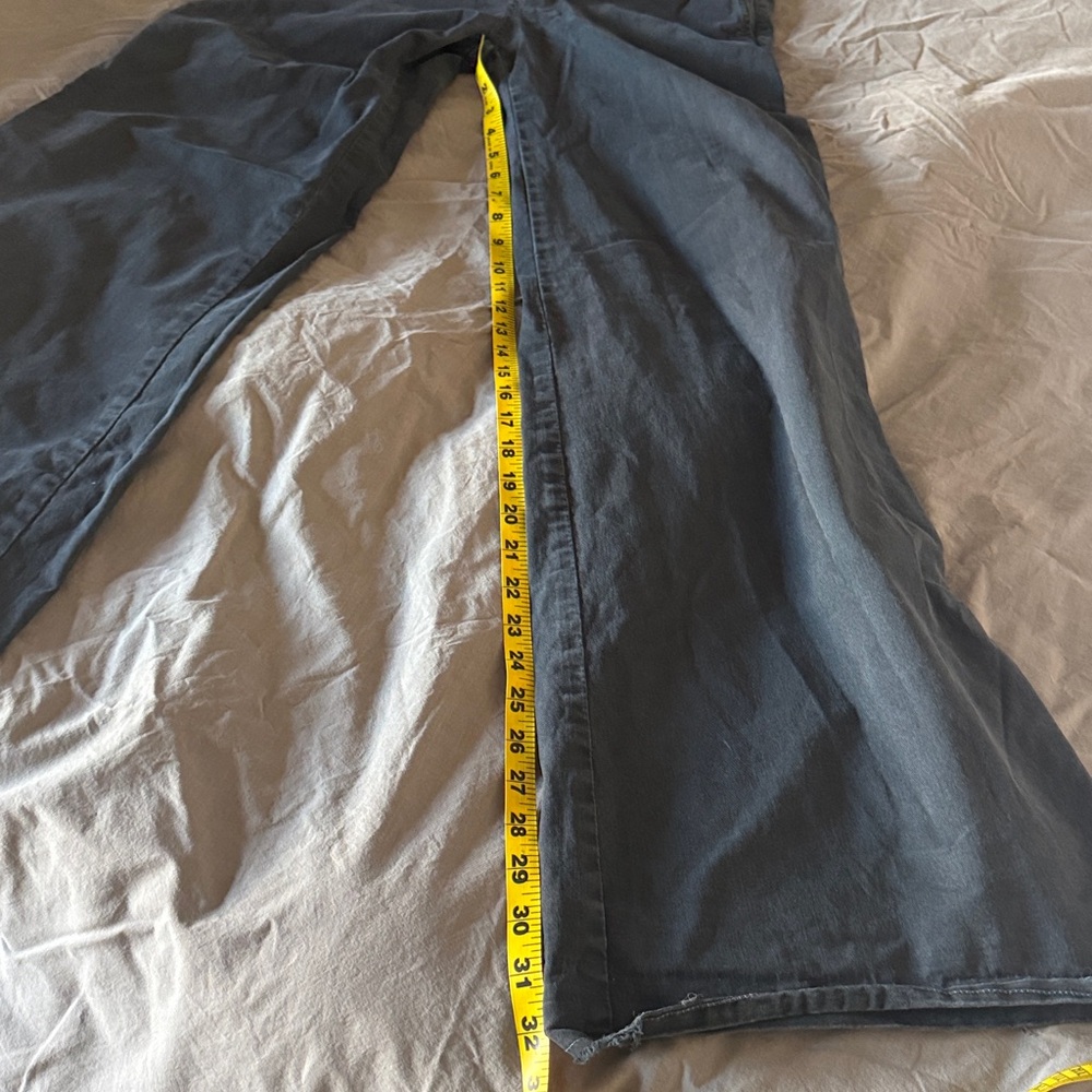 Nili Lotan Charcoal Vianca Flare Jeans - Picture 5 of 8